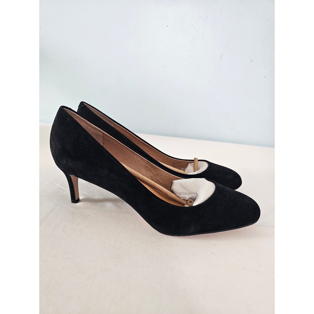 Classic CC Corso Como Suede Kitten Heel Pump Womens 11M Black Almond Toe Heels